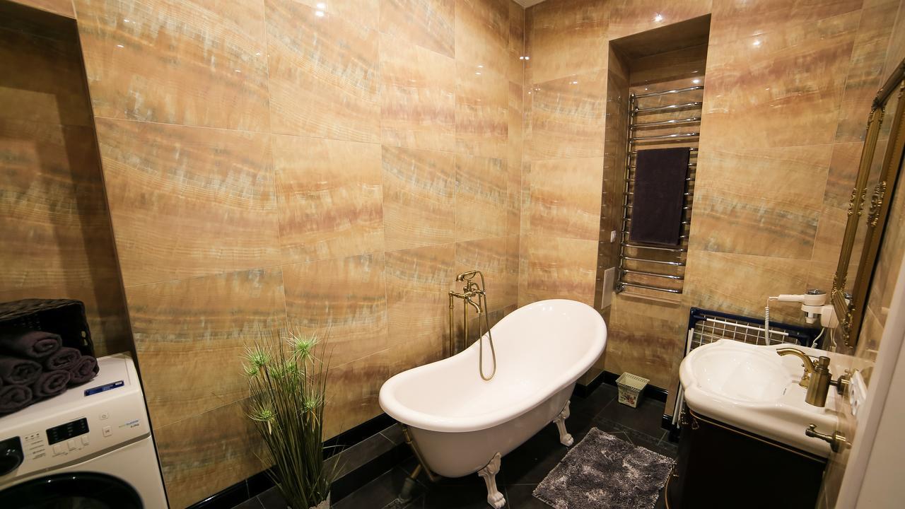 Апартаменты Franco Luxury Львов Экстерьер фото
